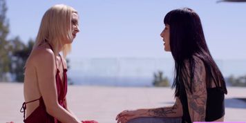 Goth Charlotte bangs Aiden Ashley outdoor with a Strapo