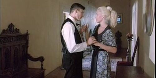 blonde beatrice poggi anal troia blowjob culo