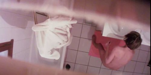 Spy Mom in Bathroom e