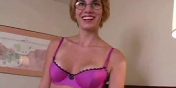 Handjob from cute amateur wife in hot amateur porn i