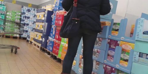 MILF i