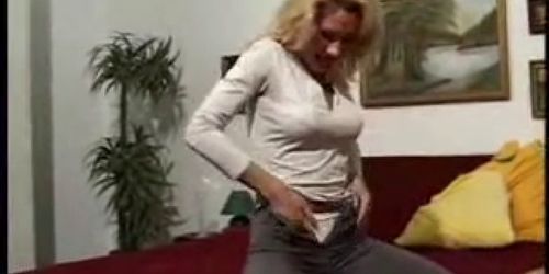 Estella is my Friend s Hot Mom.F7o
