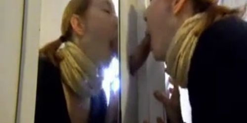 Homemade gloryhole bj swallow