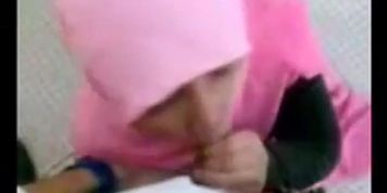 indonesian- cewek jilbab bj