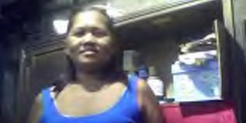 FILIPINA GRANDMA MERLEN DELA VICTORIA 5e SHOWING HER BO