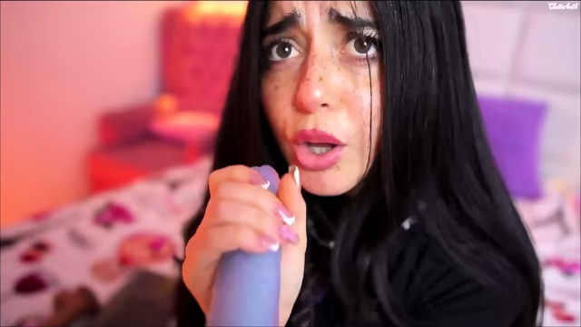 Preciosa Putita Haciendo Mamaditas Al Dildo