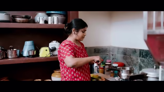 Pakistani House Maid Zara With The Owner Of The House Mr Sameer He Was Horny So He Fucked Her Maid For Lots Of Money