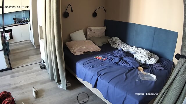 Bedroom Camera At Miranette Reallifecam Apartment At Voyeur House TV o2.o8.2o26 From o7 H 28 Min ii H ie Min