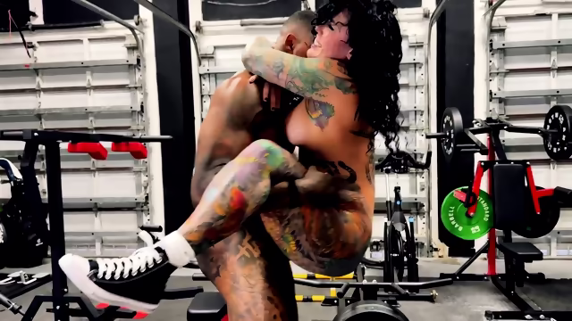 Bianca Bailee - Sex In The Gym! : Jason Luv Drills His BBC Into Bianca's Little Pussy