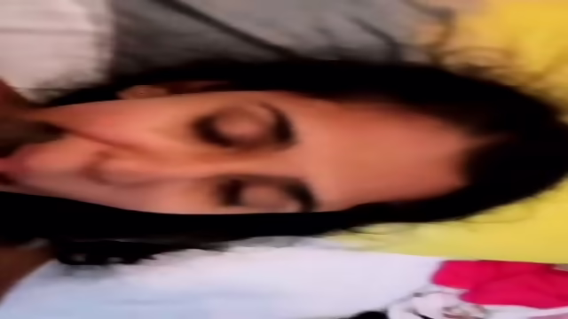 Cute Sexy Desi Girlfriend Ne Diya Apne Boyfriend Ko Blowjob aVid Play69