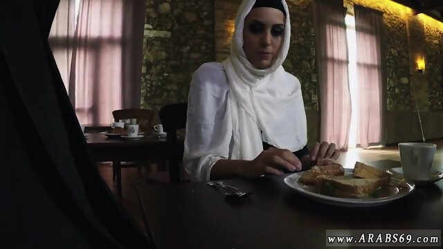 Verified arab and muslim girl Hungry Woman Gets Food and Fuck