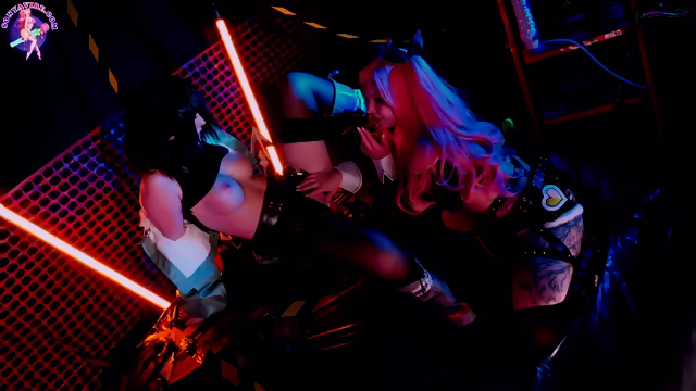 Slutty Lesbian Agents
