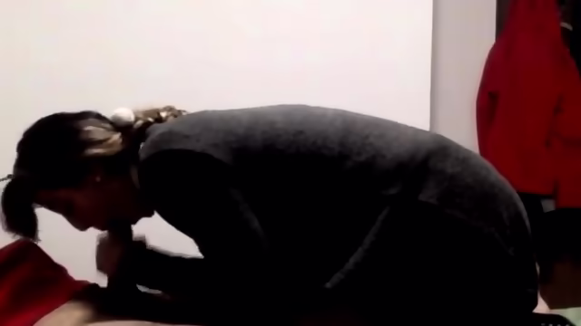 Mexican dancer does it again