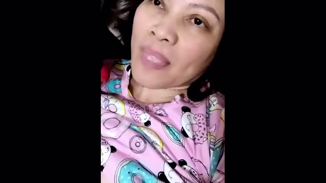 Mature Filipina Slut Cristy Fingers And Tastes Her Pussy