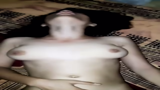 Honeymoon Par Nangi Biwi Ki Tight Chut Mein Pati Ka Mota Lund aVid Play69
