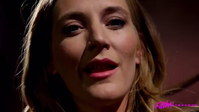 Seductive Babes Little Puck And Mona Wales Tease With Their Sexy Bodies