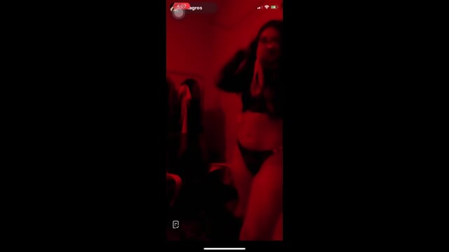 argentina_live-milagros-bailando