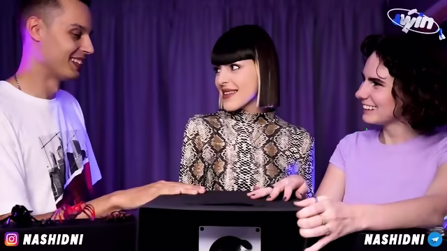 Sexy fucktoy review with guest hostess - can you guess the flavor?!