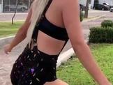 Latina Issa Vega5 Twerks Ass Outside