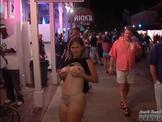 Darlene Hernandez_gives a show