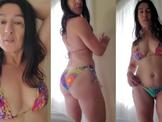 Mature modeling bikini i
