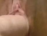 Mexicana Caliente se masturba con su juguete