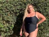 Lorens big tits on display 2