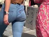 Pawg ass in Jeans