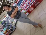 Tia caderona deliciosa con un rico y enorme culo