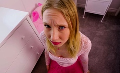 Stepdaughter Gets Claimed By Her dad With A Hard Creampie