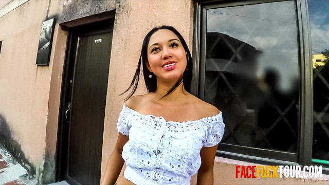 Bidie-in's big cock porn by Face Fuck Tour