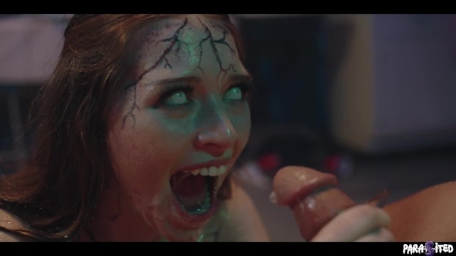 Octavia Red & Anna Claire Clouds & more Lesbian Makeout Turns Into Hard Play