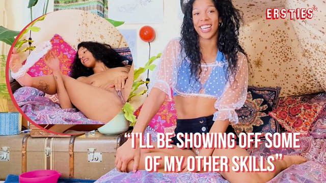 Modest GF - toys action - Ersties