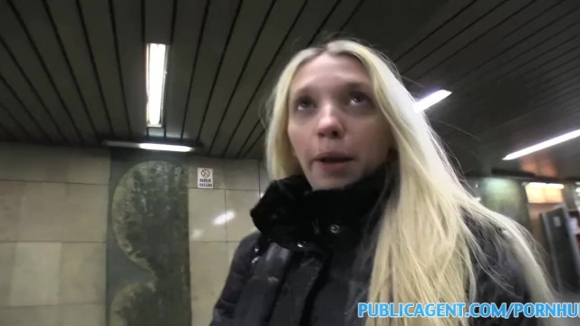 Miriama Kunkelova Caught Outside And Fucked Anyway