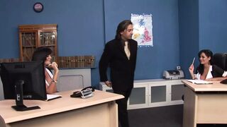 Office Perks Voli - Episode 6