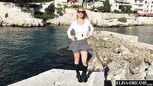 ElisaDreams - Flashing My Pussy In Public In Cassis