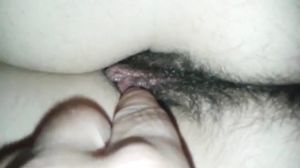 Fingaring: the hairy creampie pussy