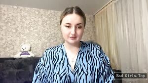 Chubby very pretty amateur webcam milf solo