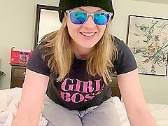 Milf Loves To Suck Cock