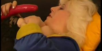 Russian mature mom and her boy Amateur - video e