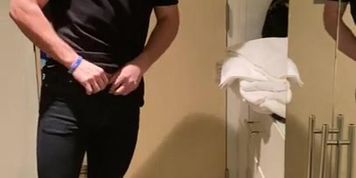 WATCH! aXXXMBoston as he enters room and drops everything to get fucked! 4my.fans/michaelboston