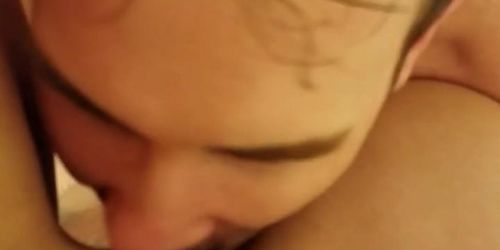Mormon wife makes hubby eat her out while she pisses