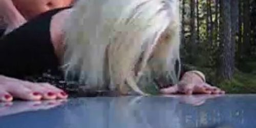 Hooker Creampied In The Woods