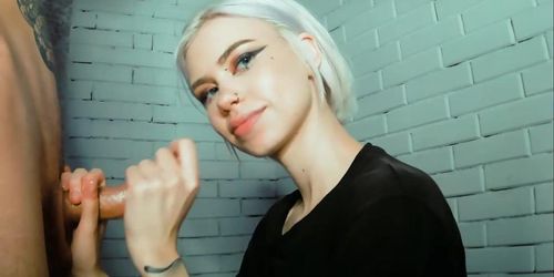Alternative Girls Gives The Best Blowjobs... (Beauty Dior)