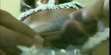 Mature big clit play