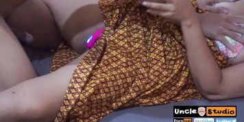 Thai Sarong Fucked with Sex Toy ?????????????? ????????????