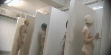Nice looking broads showing everything on a voyeur bath cam