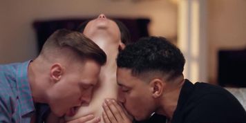 I need two big dicks to double penetrate my pussy and ass (Mary Jane Wilde)