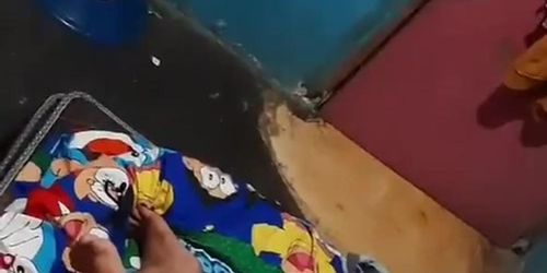 Ngintip Ayah Dan Ibu Bercumbu