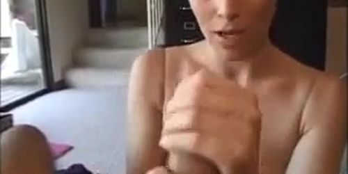 Amateur busty slut with perfect ass well analyzed